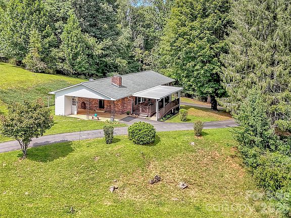 2nd image of 250 Reeves Cove Rd