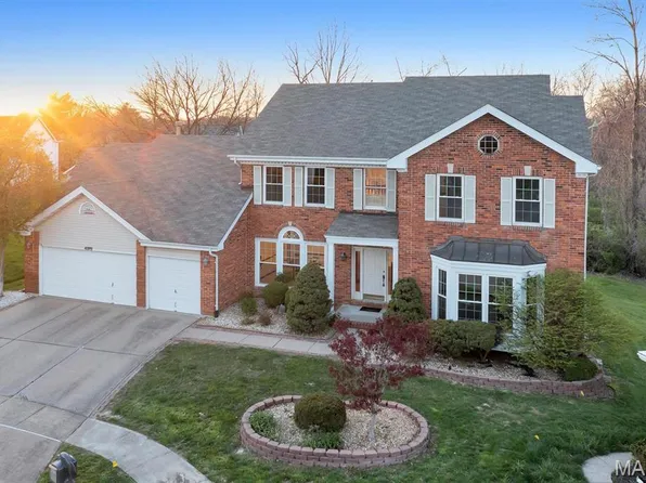 4376 Keevenshore Dr, Florissant, MO 63034