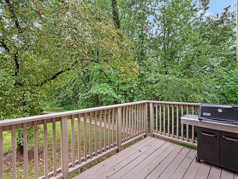 5 Somerset Hills Ct #B — Photo 26