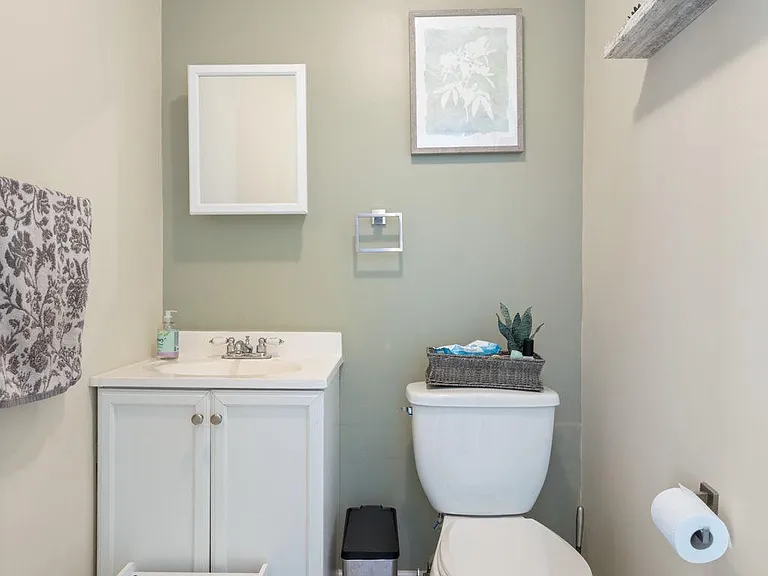 5964 Edgehill Ct — Photo 15