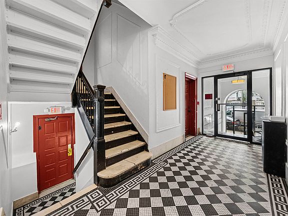2nd image of 57 Corbin Ave APT B2