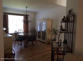 965 Sandy Cir, Manahawkin, NJ 08050