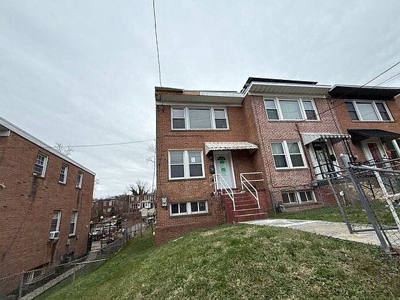 2nd image of 4035 D St SE