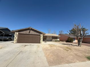 833 Dusk Dr, Las Vegas, NV 89110