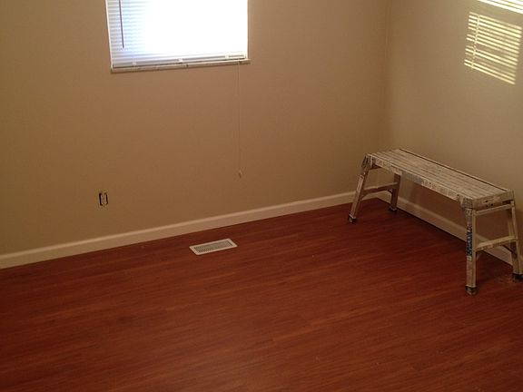 2nd image of 1203 Standish Ave