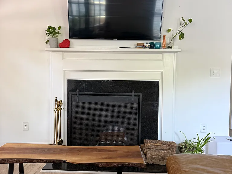 2510 Cascadilla St — Photo 8