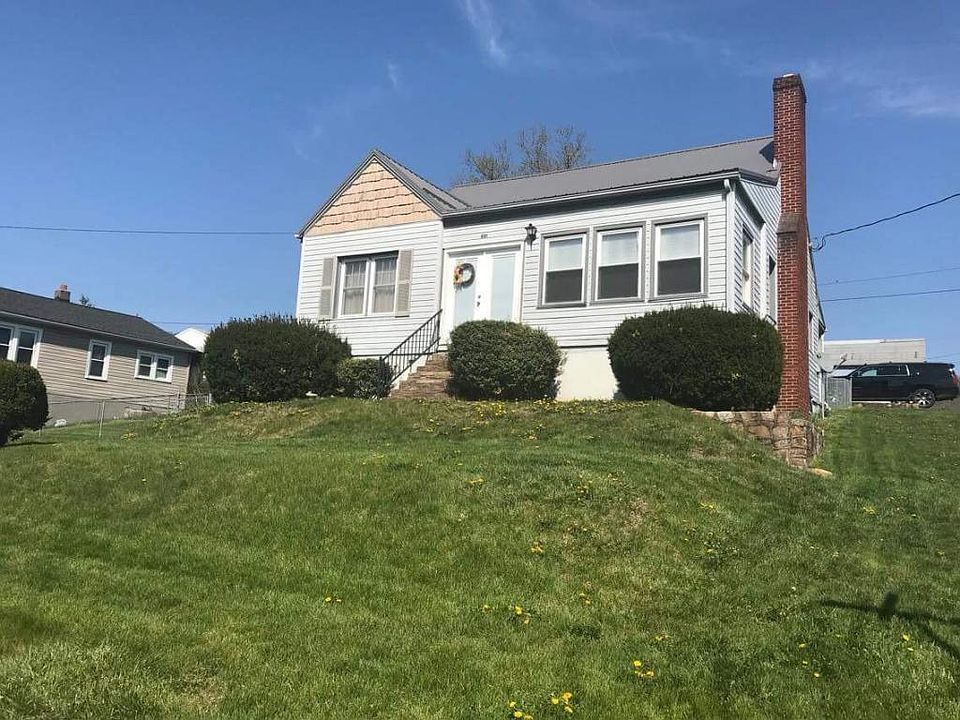 1st image of 801 N Rockbridge Ave