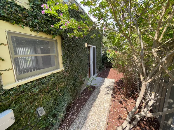 (undisclosed Address), Culver City, CA 90232