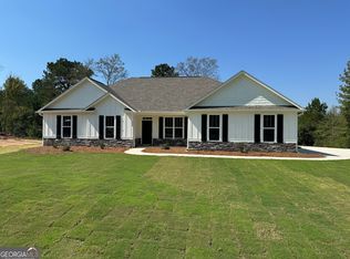 450 Gray Wolf Dr, Macon, GA 31216