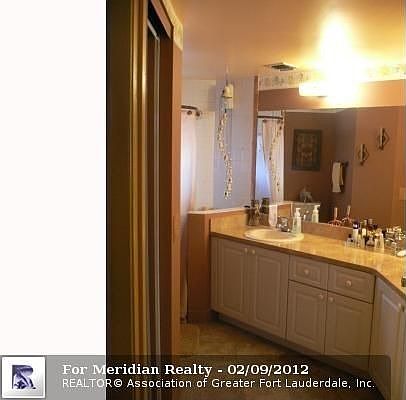 5th image of 15549 Miami Lakeway N APT 305