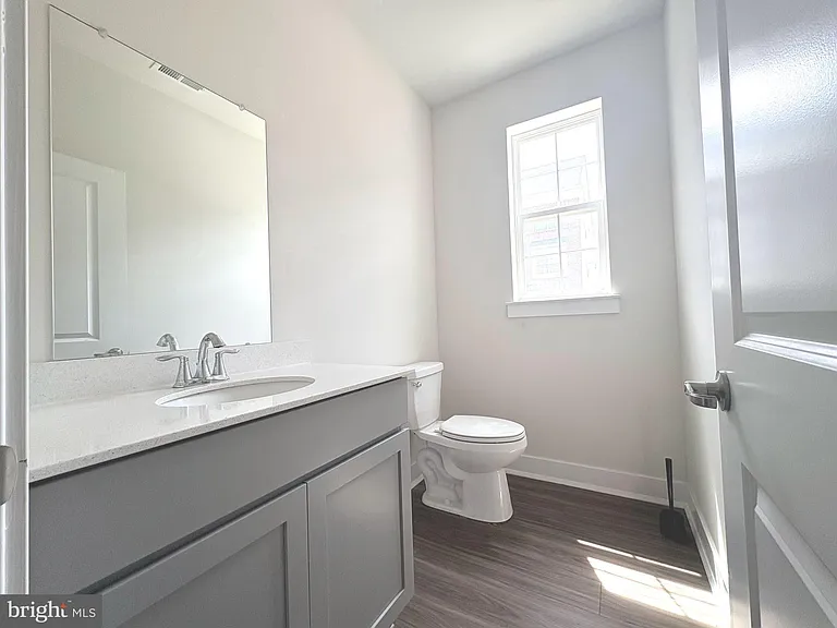 135 Annapolis St — Photo 5