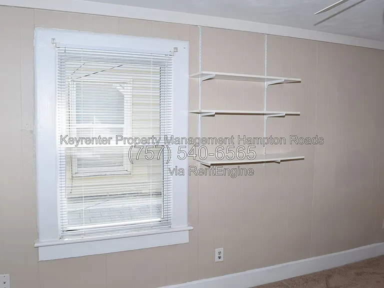 857 W 41st St — Photo 22