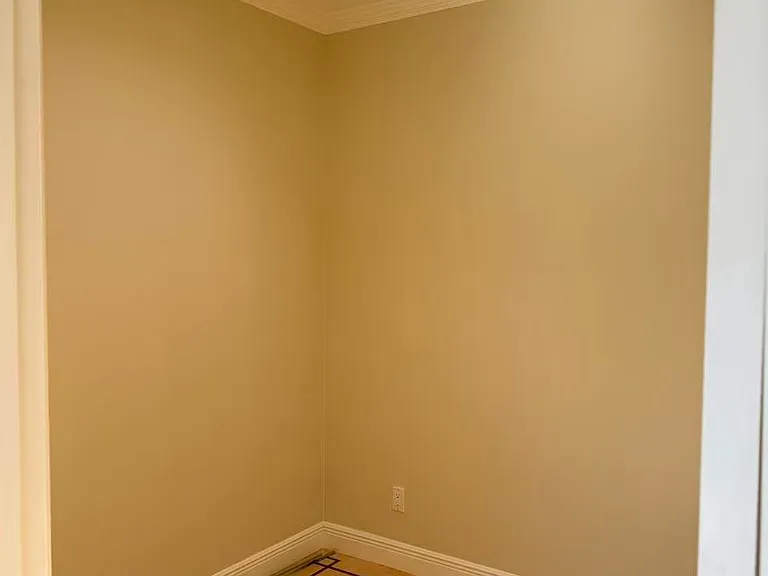 455 Raymond Ave — Photo 10
