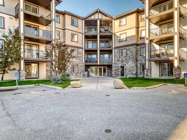 60 E Panatella St NW #2202, Calgary, AB T3K 0M1