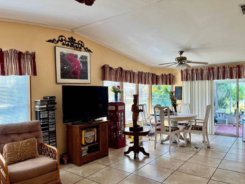 16th image of 15777 Bolesta Rd #13