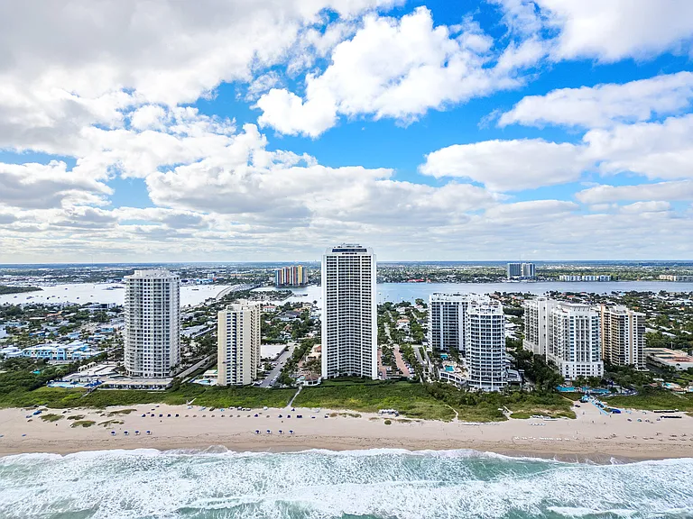 3000 N Ocean Dr #Penthouse A — Photo 25