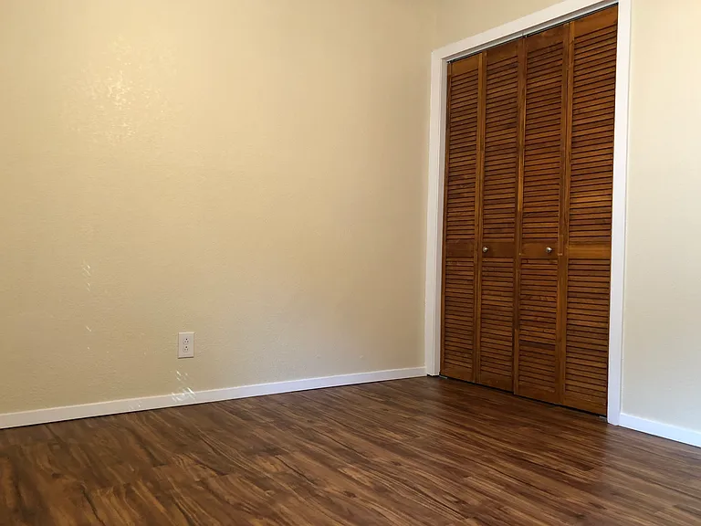 5407 Westminster Dr — Photo 16