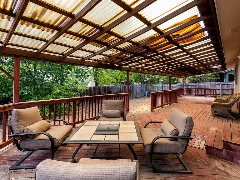 1006 Silbury Dr — Photo 18