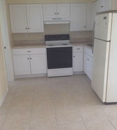 3rd image of 2901 Parker Ave