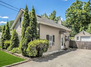 705 6th St, East Northport, NY 11731