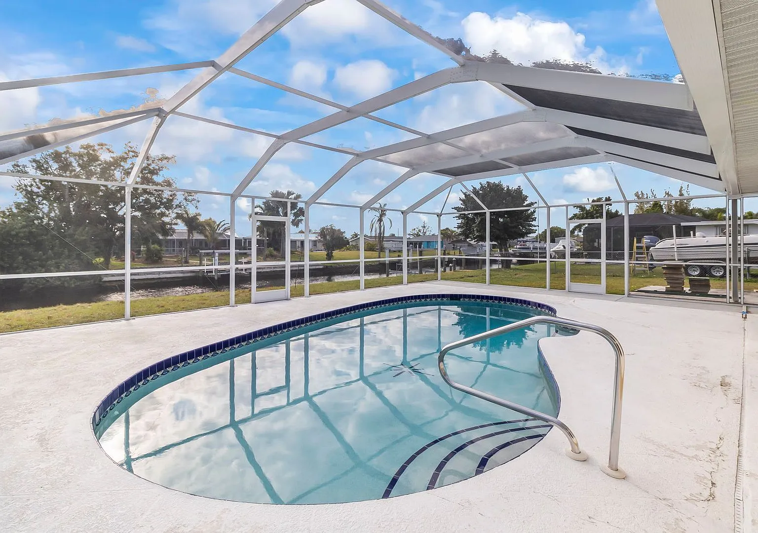 Furnished Short Term Rental - 3 Bed / 2 Bath - Single Family Pool Home - $3,250/Month — Photo 2