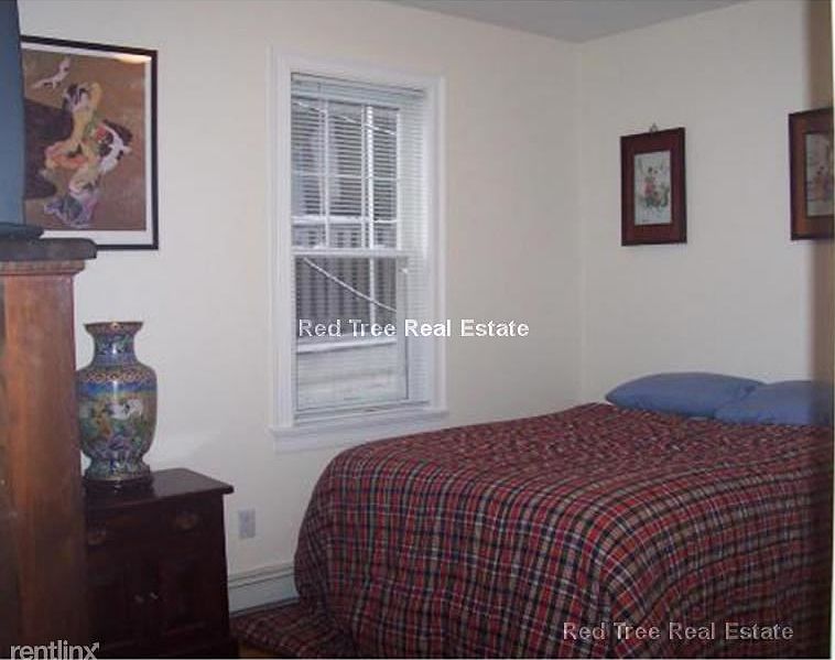 2nd image of 19 Roberts St #Cc1