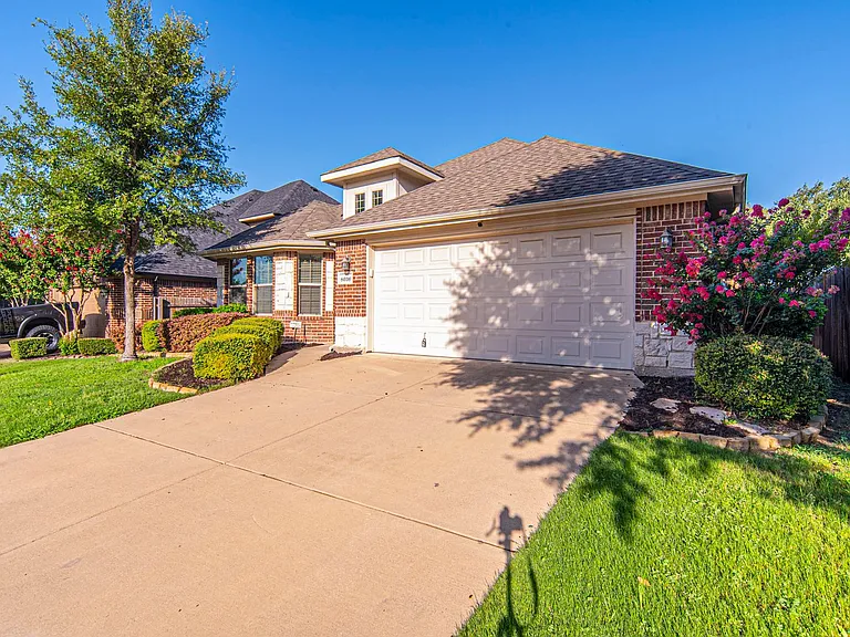 8036 Branch Hollow Trl — Photo 20