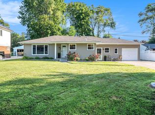 23253 Lynnhurst St, Macomb, MI 48042