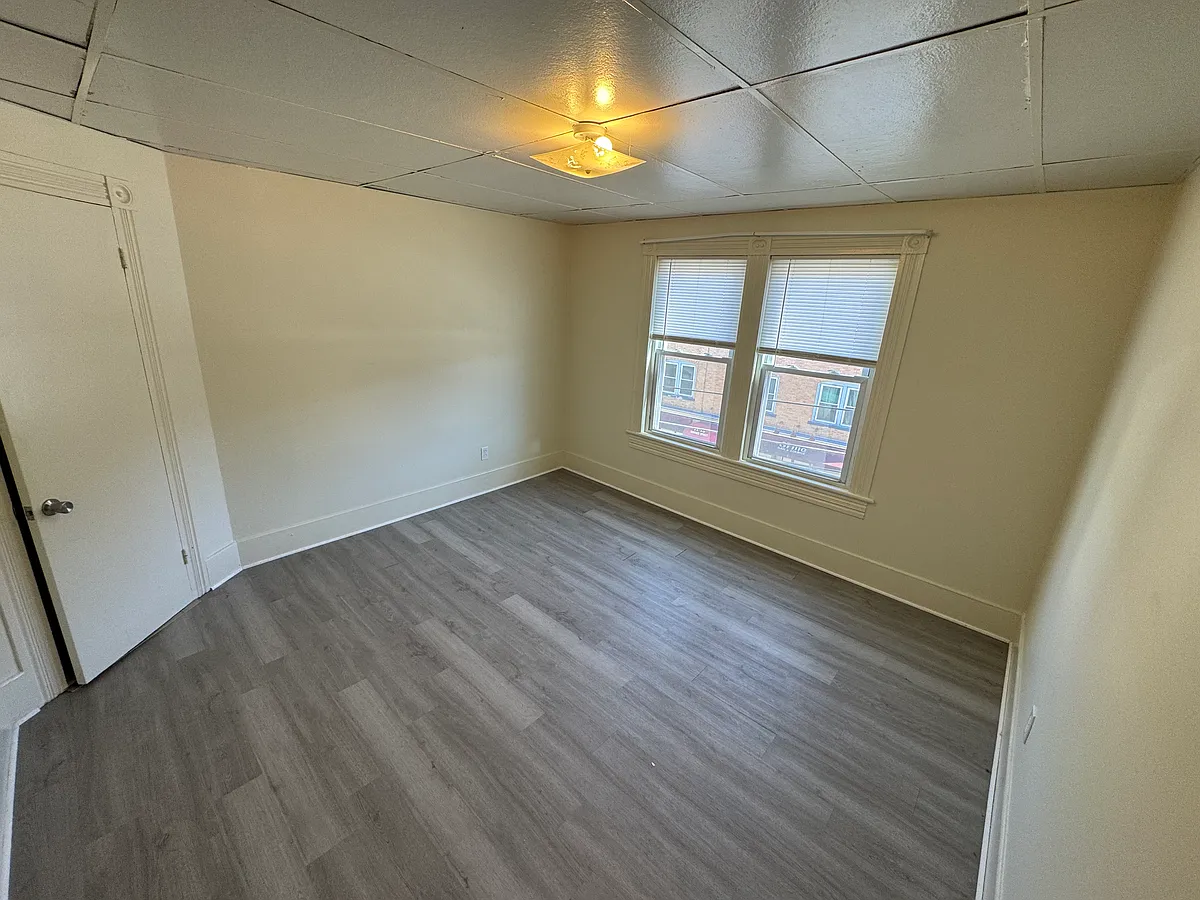 Building Photo - 88 Summer St #3A
