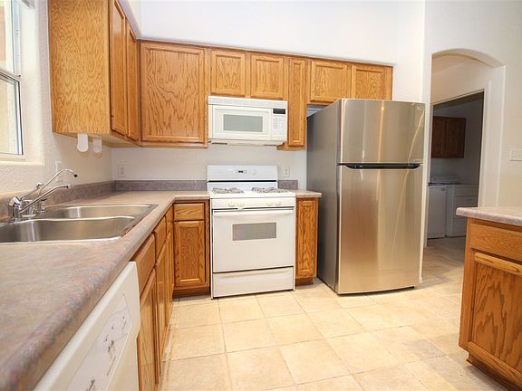 4th image of 11618 S Dawn Dr