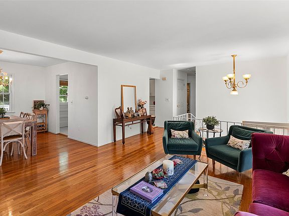 3rd image of 414 Maple Avenue