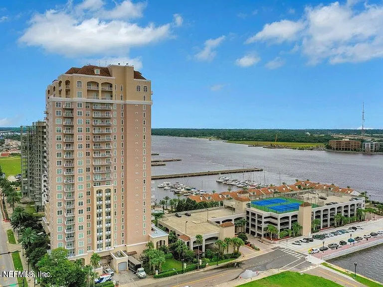 400 E Bay St #2206 — Photo 2