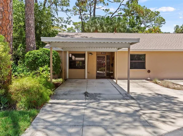 4845 Village Gardens Dr #177, Sarasota, FL 34234