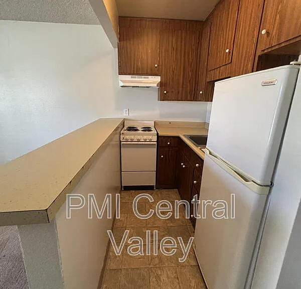3436 Dwight Way #6 — Photo 4