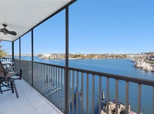 2900 Gulf Shore Blvd N APT 301, Naples, FL 34103