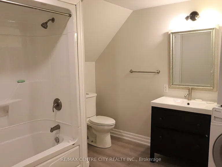 83 Britannia Ave — Photo 25