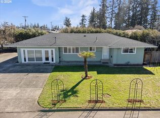 12122 NE Hancock St, Portland, OR 97220