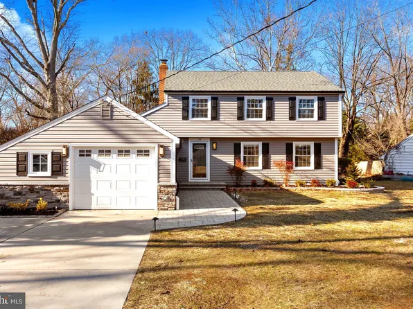 128 Westover Dr, Cherry Hill, NJ 08034