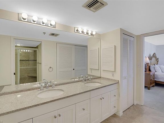 3rd image of 6585 Nicholas Blvd APT 1405