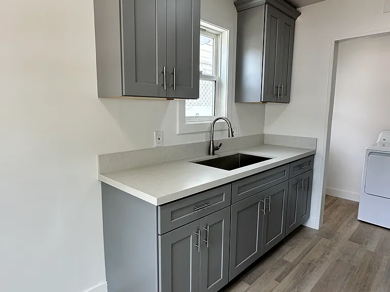 1544 Ruhland Ave — Photo 6