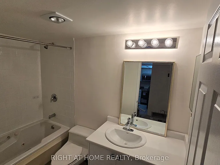 7 Broadway Ave #311 — Photo 7