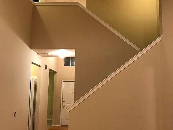3rd image of 22465 Trillium Dr