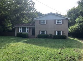 401 Nokes Ct, Hendersonville, TN 37075