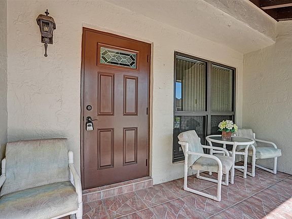 5th image of 2077 SW 17th Drive