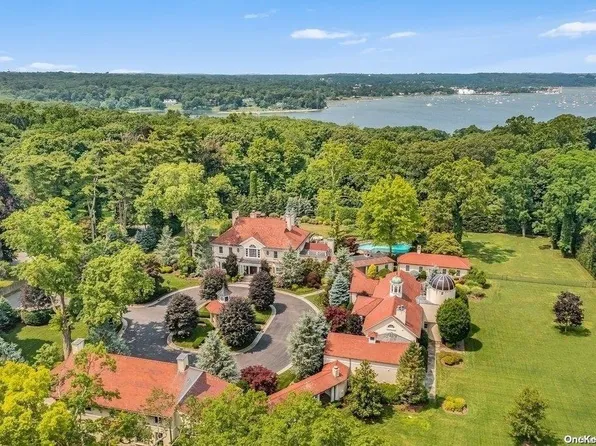 13 Tennis Court Road, Cove Neck, NY 11771