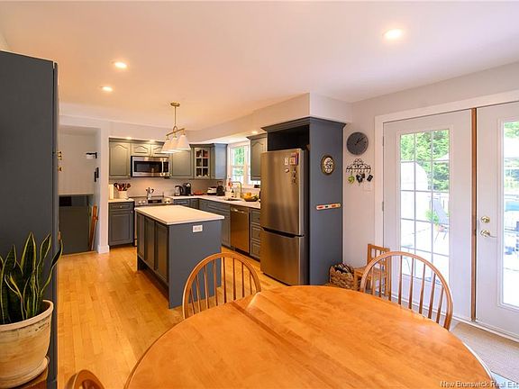 5th image of 869 Golden Grove Rd