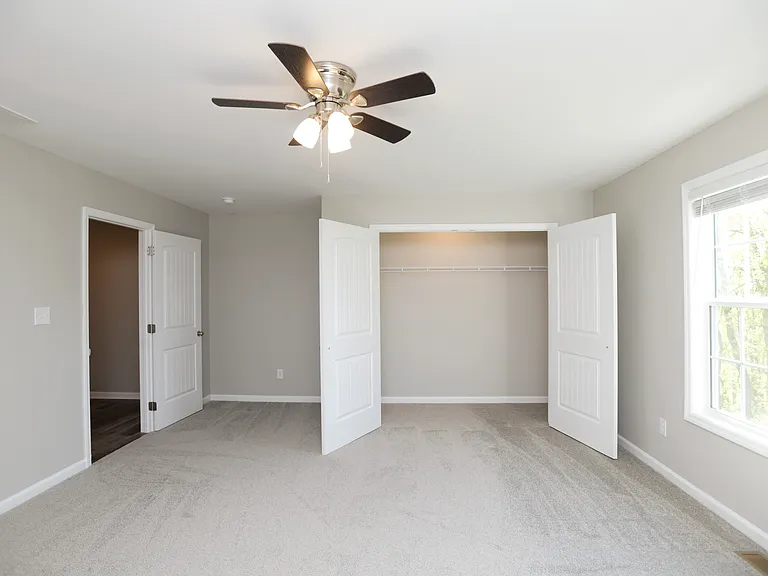 2044 Dolly Dr — Photo 10