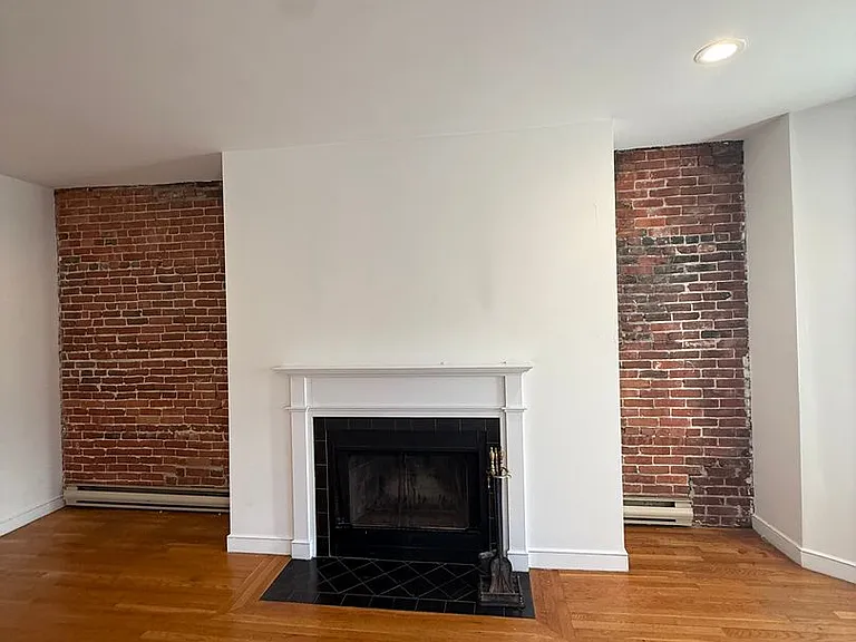 1742 Washington St #3 — Photo 5