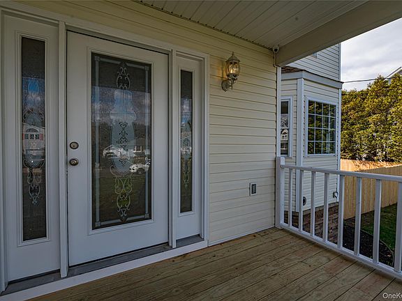 3rd image of 44 Westminster Drive