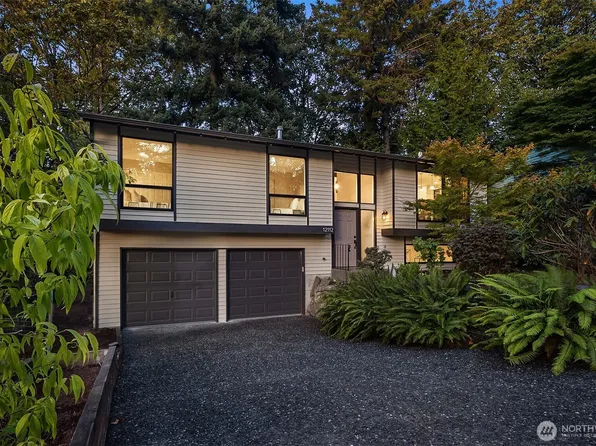 12112 SE 46th Pl, Bellevue, WA 98006